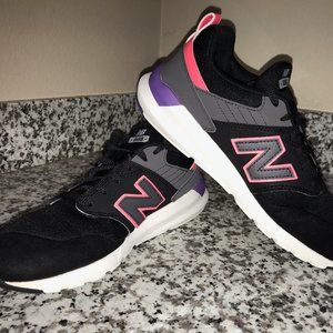 Black New Balance Size 8.5